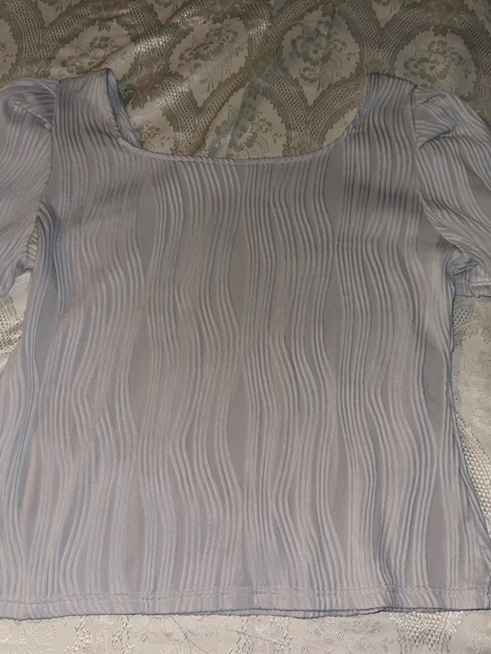 Women’s Scoop Neck Textured Top - white